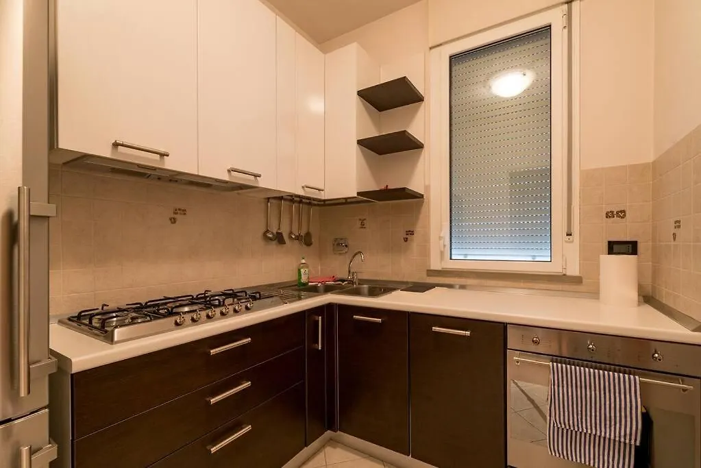 Suite Mina Central Apartment Bolonia